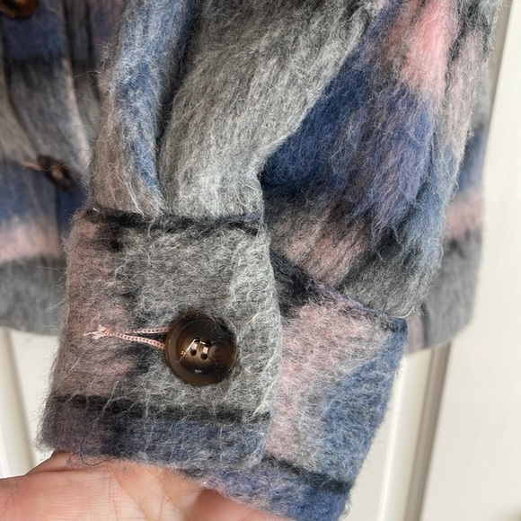 Cyrus jacket shacket blazer fuzzy medium blue pink gray periwinkle - Picture 5 of 12